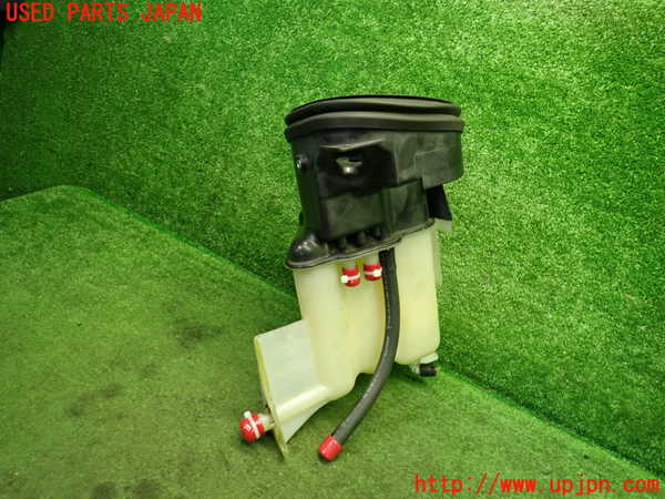 1UPJ-37552410]ポルシェ・ボクスター(98667)ラジエータータンク 中古_m0002.jpg