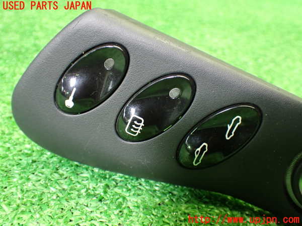 1UPJ-37556307]ポルシェ・ボクスター(98667)スイッチ2(ロック デフロスター 幌操作) 中古_m0003.jpg