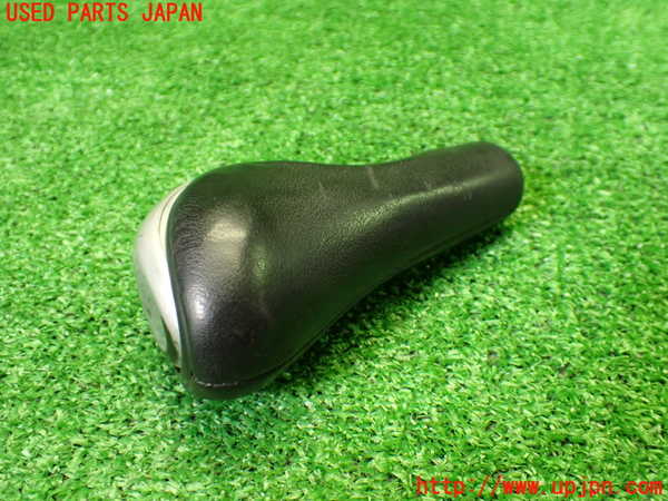 5UPJ-37557570]ポルシェ・ボクスター(98667)シフトノブ 中古_m0002.jpg