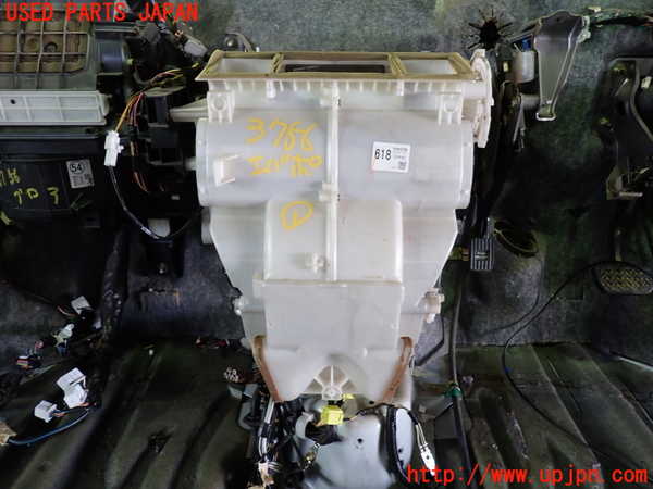 1UPJ-37566081]アルファードG(ANH10W)エバポレーター1 中古_m0001.jpg