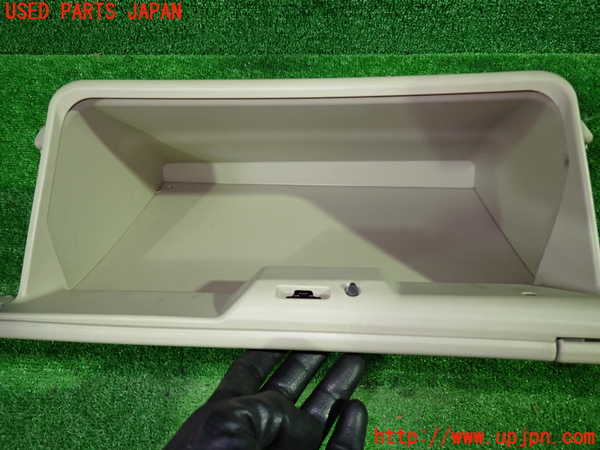 1UPJ-37567517]アルファードG(ANH10W)グローブボックス2 中古_m0002.jpg