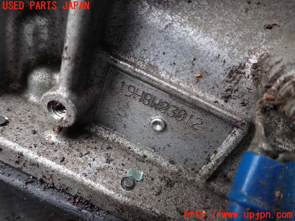 2UPJ-37573010]クラウン ハイブリッド(AZSH20)ミッション AT A25A-FXS 中古_m0004.jpg