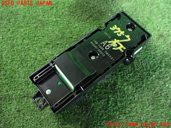 5UPJ-37576240]クラウン ハイブリッド(AZSH20)右前パワーウィンドウスイッチ 中古_m0002.jpg
