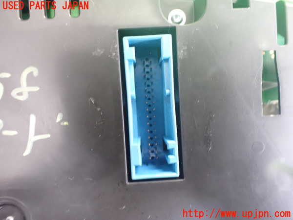 2UPJ-37586170]VW パサート(Passat) ヴァリアント(Variant)(3CCAX)スピードメーター 中古_m0004.jpg