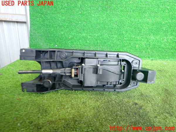 2UPJ-37587555]VW パサート(Passat) ヴァリアント(Variant)(3CCAX)ATシフトレバー 中古_m0004.jpg