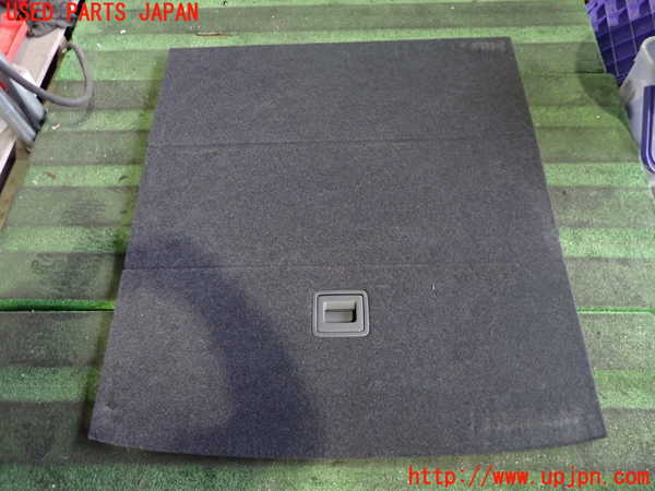 5UPJ-37587771]VW パサート(Passat) ヴァリアント(Variant)(3CCAX)ラゲッジトレイ1 中古_m0001.jpg