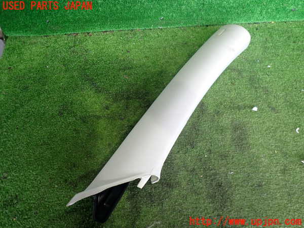 2UPJ-37587655]VW パサート(Passat) ヴァリアント(Variant)(3CCAX)右フロントピラートリム 中古_m0001.jpg