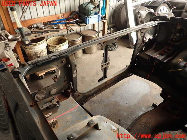 2UPJ-37591042]セドリック 4ドアハードトップ(430)コアサポート（カット） 中古_m0005.jpg