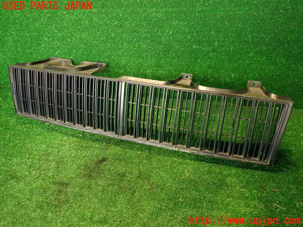 2UPJ-37591050]セドリック 4ドアハードトップ(430)ラジエターグリル (ジャンク品) 中古_m0001.jpg