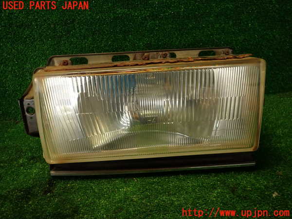 2UPJ-37591130]セドリック 4ドアハードトップ(430)右ヘッドライト ハロゲン (ジャンク品) 中古_m0001.jpg