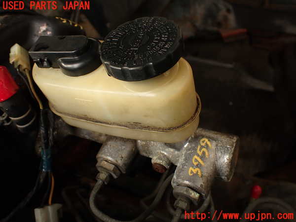 2UPJ-37594050]セドリック 4ドアハードトップ(430)ブレーキマスターシリンダー 中古_m0001.jpg