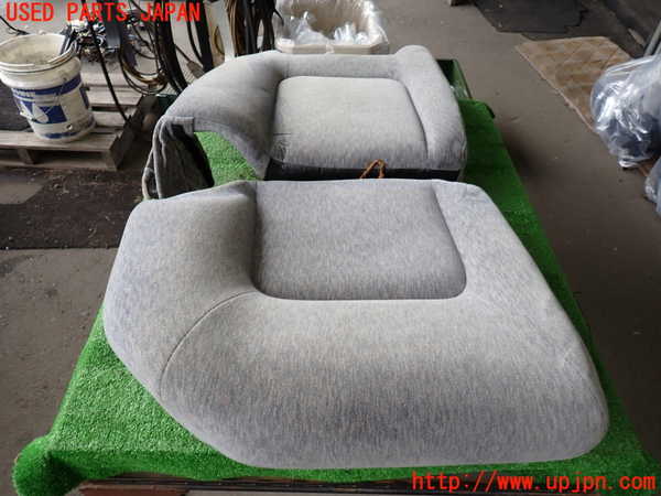 2UPJ-37607405]グロリア シーマ(セドリック シーマ)(FPAY31)右リアシート 中古_m0001.jpg