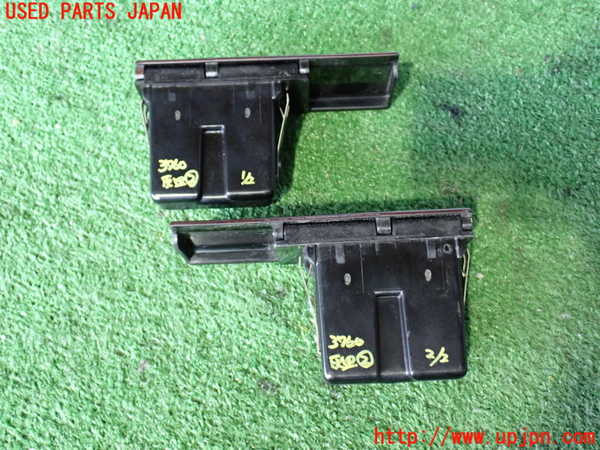 2UPJ-37607822]グロリア シーマ(セドリック シーマ)(FPAY31)灰皿2 中古_m0003.jpg