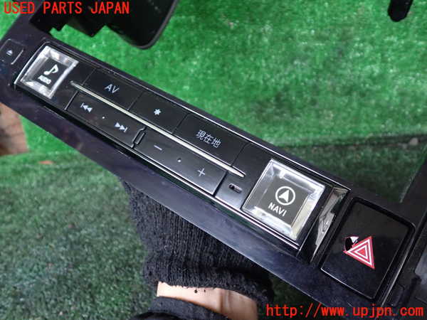 5UPJ-37617526]アルファードハイブリッド(AYH30W)エアコン吹き出し口1(真中) 中古_m0002.jpg