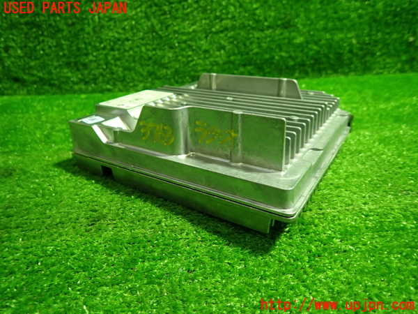 1UPJ-37636470]キャデラック・XT5(C1UL)ラジオ 中古_m0004.jpg