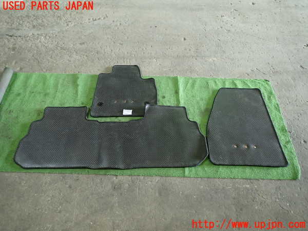 1UPJ-37637800]キャデラック・XT5(C1UL)フロアマット 中古_m0003.jpg