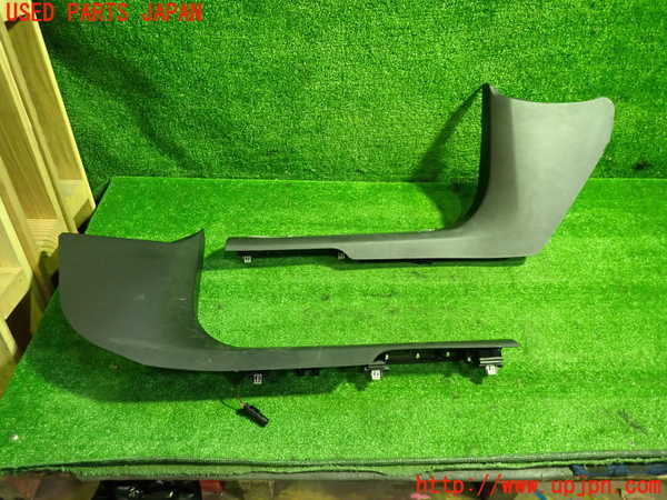 1UPJ-37637740]キャデラック・XT5(C1UL)スカッフプレート 中古_m0001.jpg