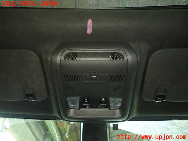 1UPJ-37636411]キャデラック・XT5(C1UL)ルームランプ1 (1列目) 中古_m0001.jpg