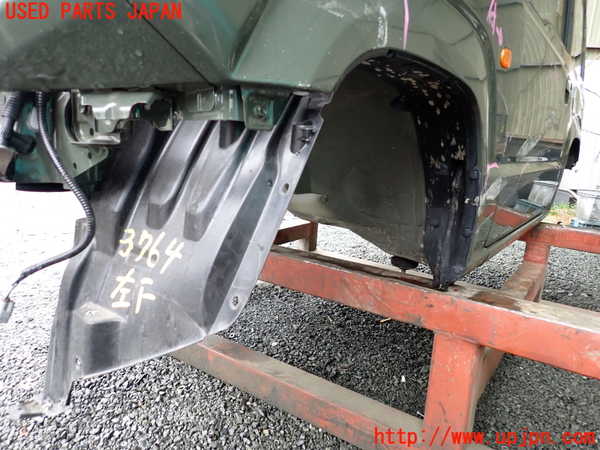 1UPJ-37641092]ジムニー(JB64W)左前フェンダーライナー 中古_m0001.jpg