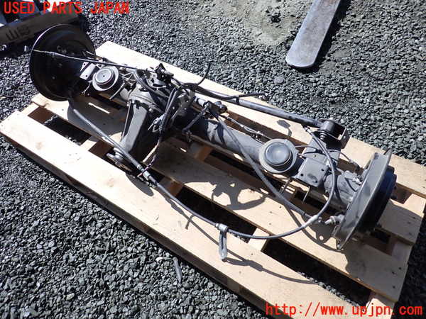 1UPJ-37644400]ジムニー(JB64W)リアデフホーシング 中古_m0002.jpg