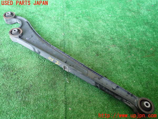 1UPJ-37645226]ジムニー(JB64W)左リアロアアーム1 中古_m0002.jpg