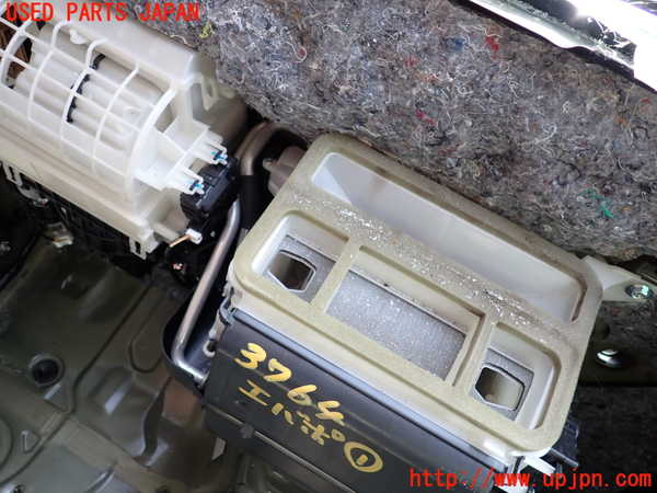 1UPJ-37646081]ジムニー(JB64W)エバポレーター1 中古_m0005.jpg