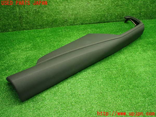 1UPJ-37657691]カローラ ツーリング ハイブリッド(ZWE219W)内装トリム類1 中古_m0002.jpg
