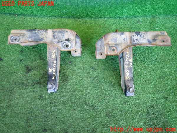 2UPJ-37661014]スターレット(EP71)フロントバンパーホースメント 中古_m0002.jpg