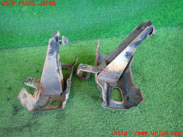 2UPJ-37661014]スターレット(EP71)フロントバンパーホースメント 中古_m0004.jpg