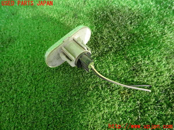 2UPJ-37671160]ルノー・カングー(KWH5F)右ウィンカーレンズ 中古_m0002.jpg