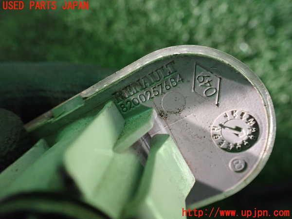 2UPJ-37671160]ルノー・カングー(KWH5F)右ウィンカーレンズ 中古_m0003.jpg