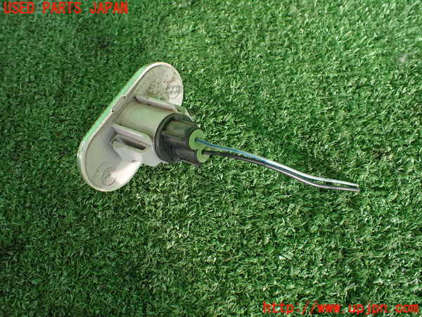 2UPJ-37671162]ルノー・カングー(KWH5F)左ウィンカーレンズ 中古_m0002.jpg