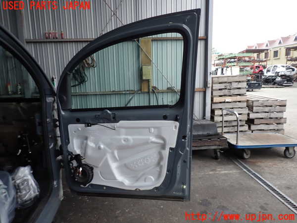 2UPJ-37671230]ルノー・カングー(KWH5F)右前ドア 中古(43R-000929 M34)_m0004.jpg