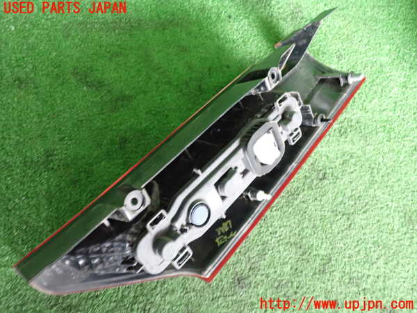 2UPJ-37671536]ルノー・カングー(KWH5F)左テールランプ 中古_m0002.jpg