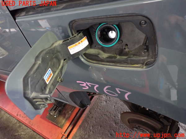 2UPJ-37671690]ルノー・カングー(KWH5F)フューエルリッド 中古_m0003.jpg