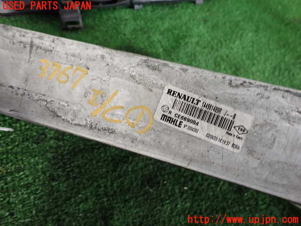 5UPJ-37672451]ルノー・カングー(KWH5F)インタークーラー1 中古_m0002.jpg