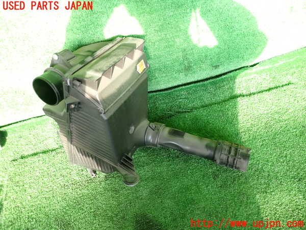 2UPJ-37672560]ルノー・カングー(KWH5F)エアクリーナーボックス 中古_m0001.jpg