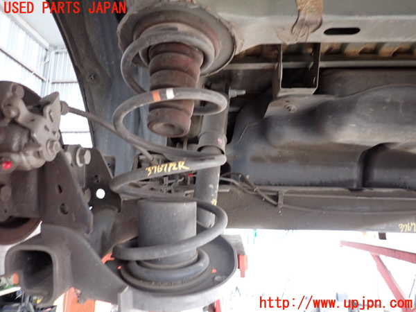 2UPJ-37675105]ルノー・カングー(KWH5F)左リアスプリング 中古_m0001.jpg