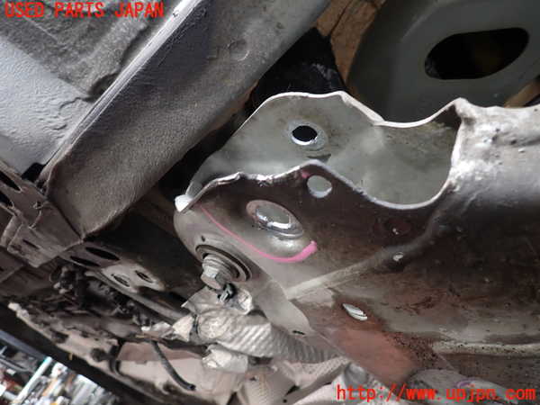 2UPJ-37675285]ルノー・カングー(KWH5F)フロントメンバー 中古_m0004.jpg