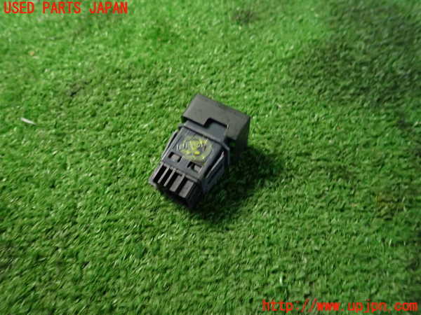2UPJ-37676309]ルノー・カングー(KWH5F)スイッチ4 (ECO) 中古_m0002.jpg