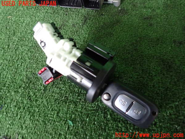 2UPJ-37676110]ルノー・カングー(KWH5F)エンジンコンピューター 中古_m0003.jpg