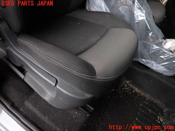 2UPJ-37677035]ルノー・カングー(KWH5F)運転席シート 中古_m0003.jpg