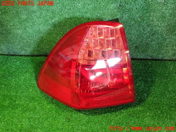 2UPJ-37681536]BMW 320i ツーリング(US20)左テールランプ 中古_m0001.jpg