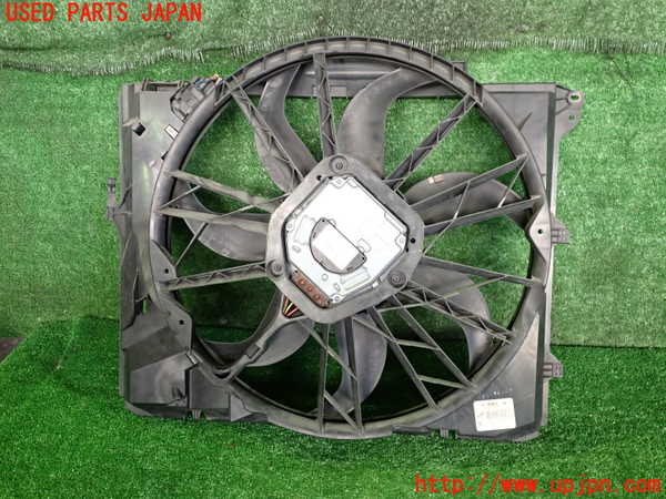 2UPJ-37686836]BMW 320i ツーリング(US20)電動ファン1 中古_m0001.jpg