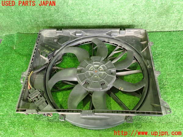 2UPJ-37686836]BMW 320i ツーリング(US20)電動ファン1 中古_m0004.jpg