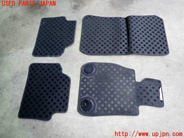 2UPJ-37687800]BMW 320i ツーリング(US20)フロアマット 中古_m0004.jpg