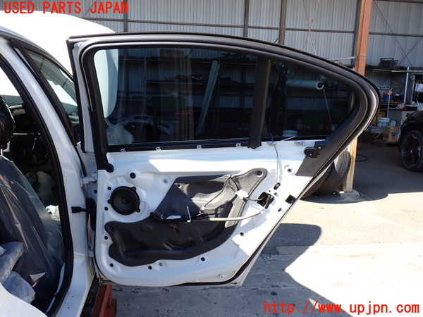 2UPJ-37691290]BMW アクティブハイブリッド3(AH3)(3F30)右後ドア (43R-001735) 中古 (F30)_m0005.jpg