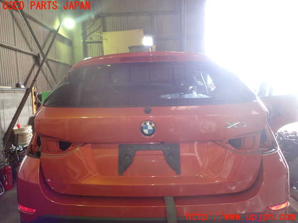 1UPJ-37711566]BMW X1(VL20 E84)バックドア リアゲート ハッチ 中古 PILKINGTON 43R-001583_m0001.jpg