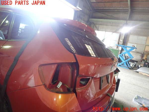 1UPJ-37711566]BMW X1(VL20 E84)バックドア リアゲート ハッチ 中古 PILKINGTON 43R-001583_m0003.jpg