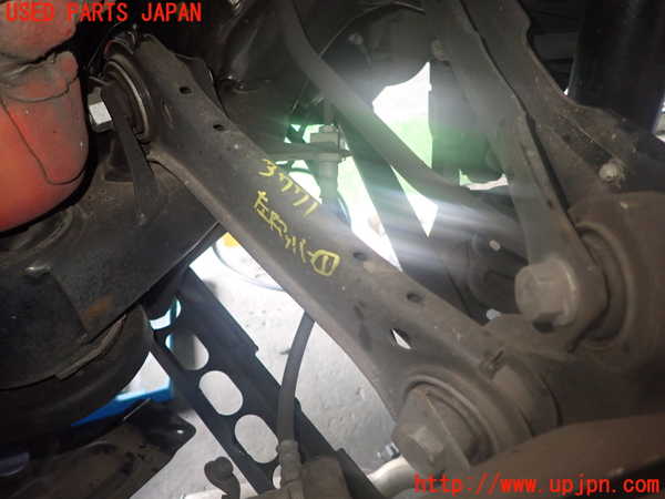 1UPJ-37715156]BMW X1(VL20 E84)左リアアッパーアーム1 中古_m0001.jpg